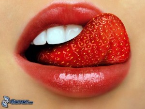 -obrazky.4ever.sk--jahodovy-jazyk--usta--biele-zuby-157729.jpg